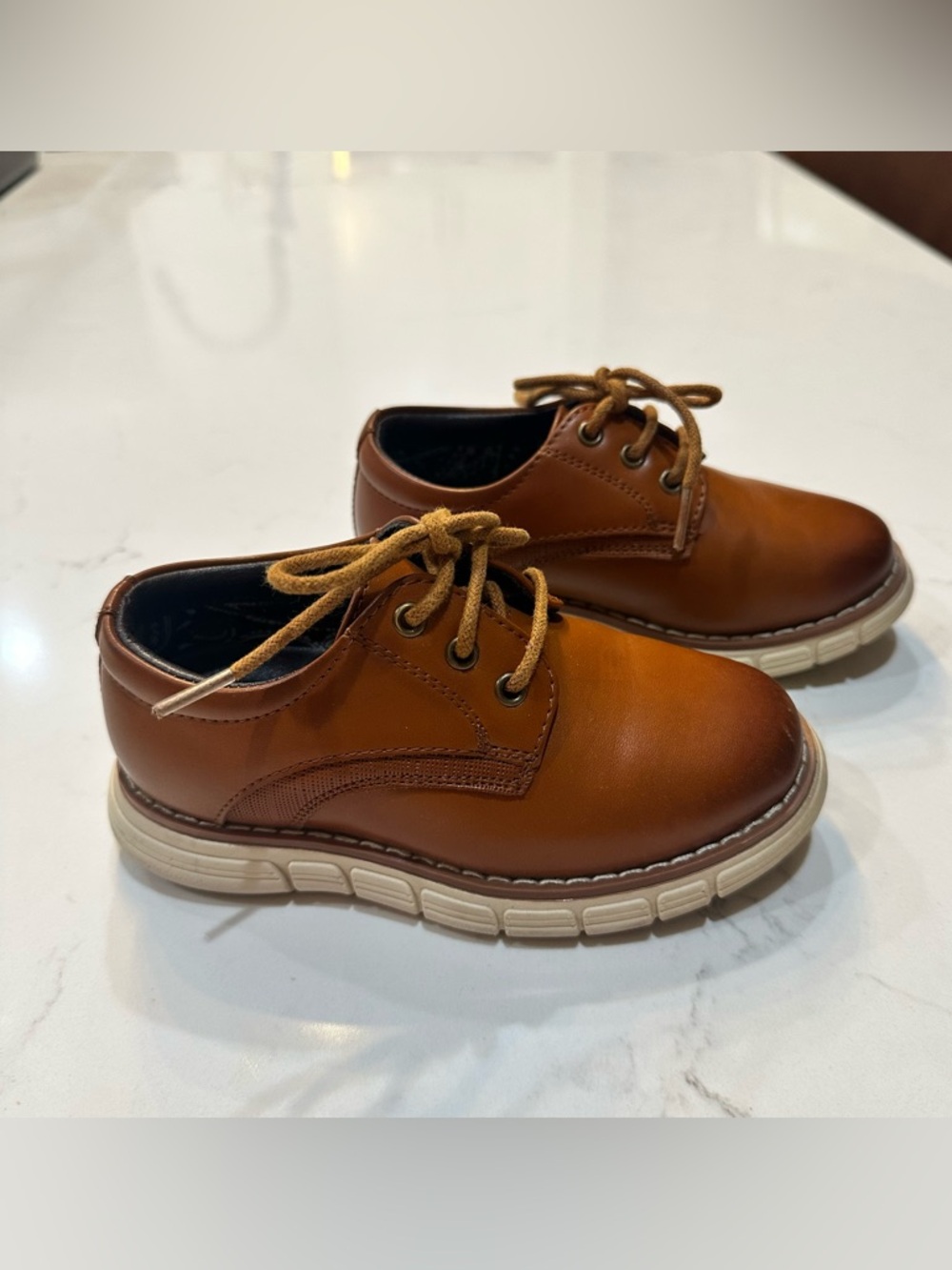 Toddler size 9 Boys Bruno Marc Lace-Up Dress Shoes